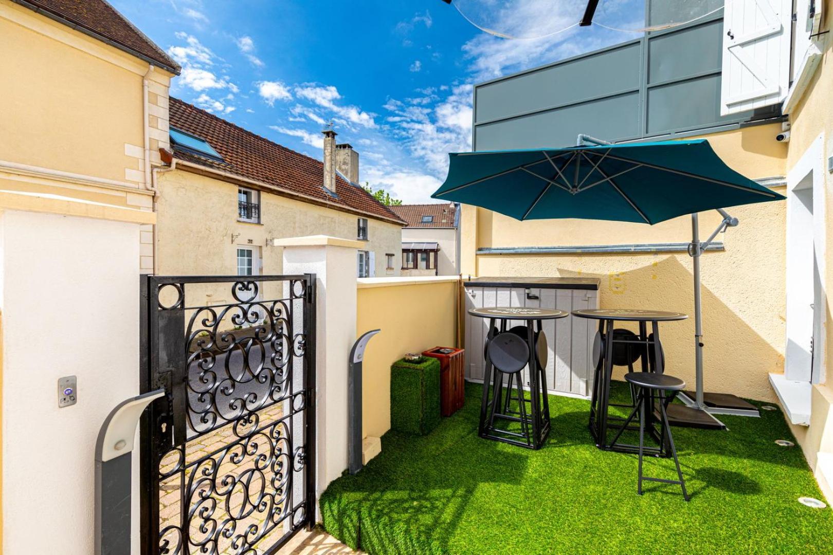Guestready - Marvel Magic Near Disneyland
